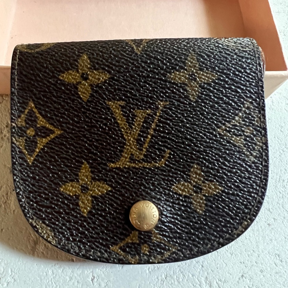 Louis Vuitton Vintage Monogram Coin Purse (Box Not Included)